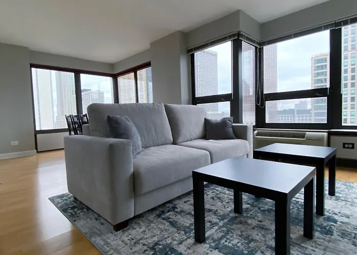 River North Magnificent Mile Condo, And Views, 43rd Floor Corner, Parking Included! * Chicago