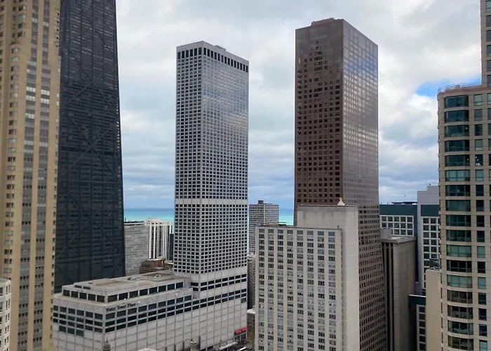 Apartamento River North Magnificent Mile Condo, And Views, 43rd Floor Corner, Parking Included! *