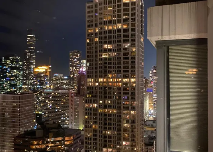 River North Magnificent Mile Condo, And Views, 43rd Floor Corner, Parking Included! Chicago