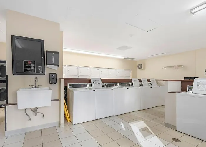 River North Magnificent Mile Condo, And Views, 43rd Floor Corner, Parking Included! Chicago