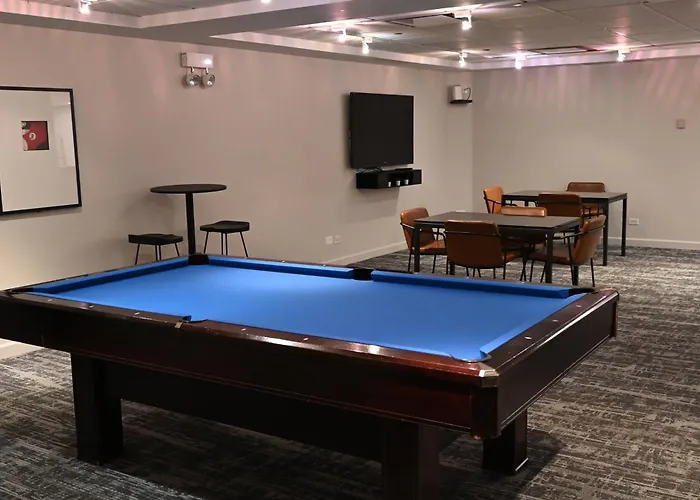 Apartment River North Magnificent Mile Condo, And Views, 43rd Floor Corner, Parking Included! *